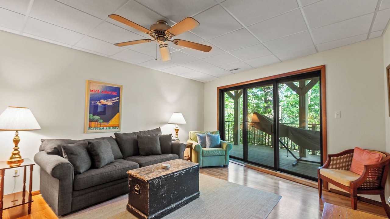 Photo of Livingroom in Chesapeake Ranch Estates-Drum Point