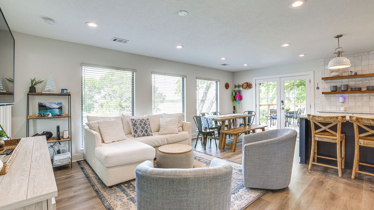 Photo of Livingroom in Blue Bell Estates
