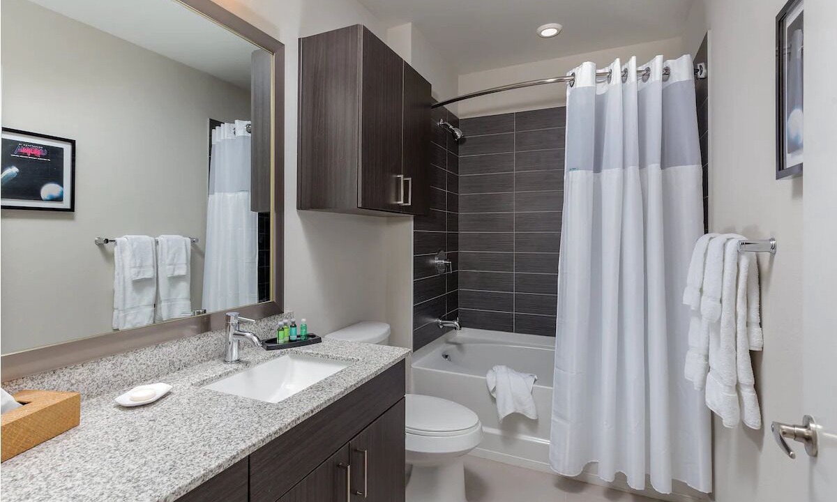 Photo of Bathroom in Warehouse District