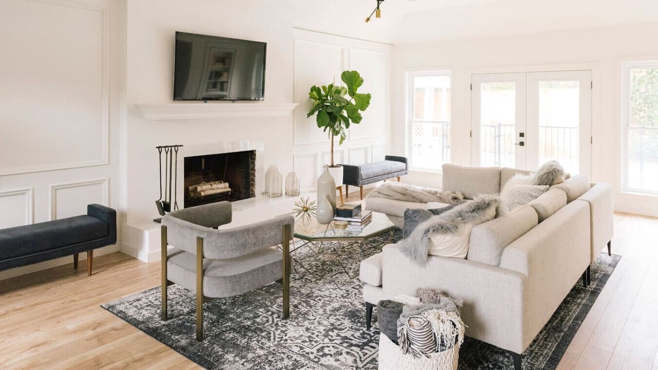 Photo of Livingroom in Jester Estates