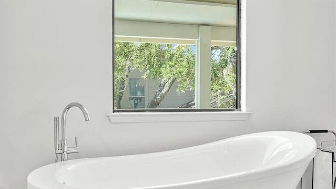 Photo of Bathroom in Jester Estates