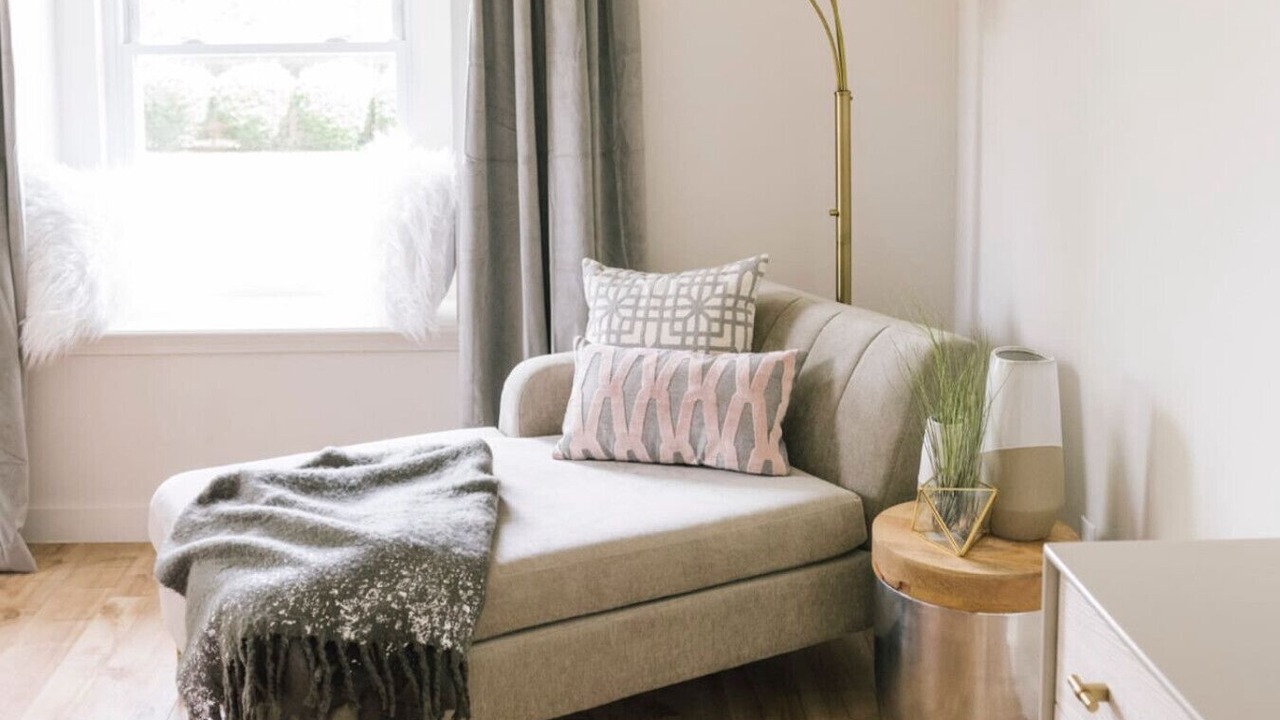 Photo of Livingroom in Jester Estates