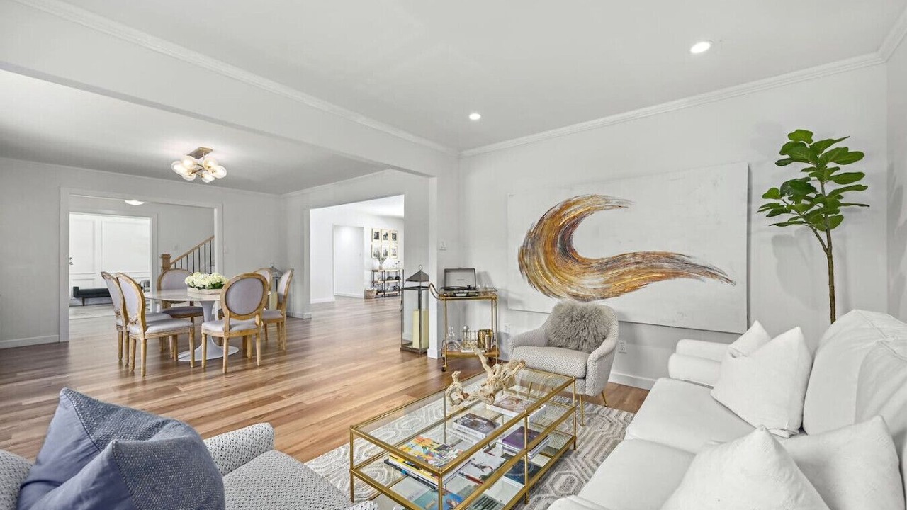 Photo of Livingroom in Jester Estates