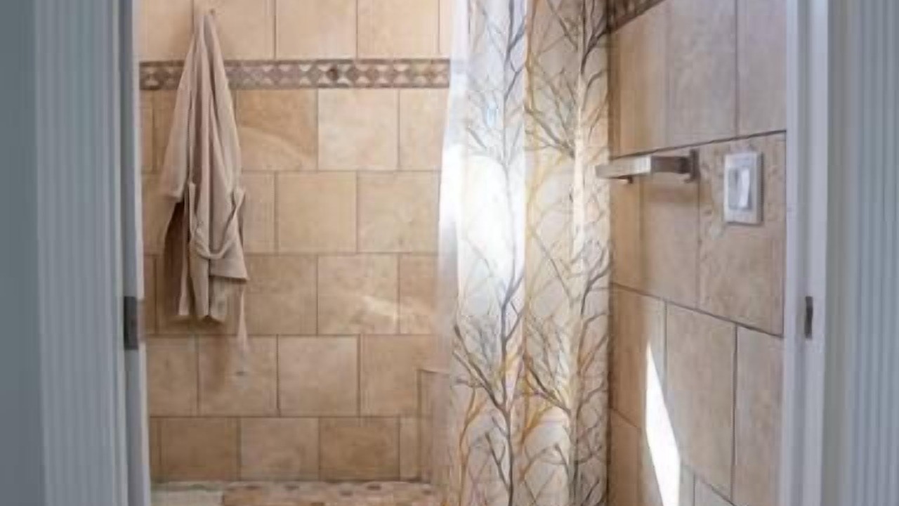 Photo of Bathroom in Lakeside