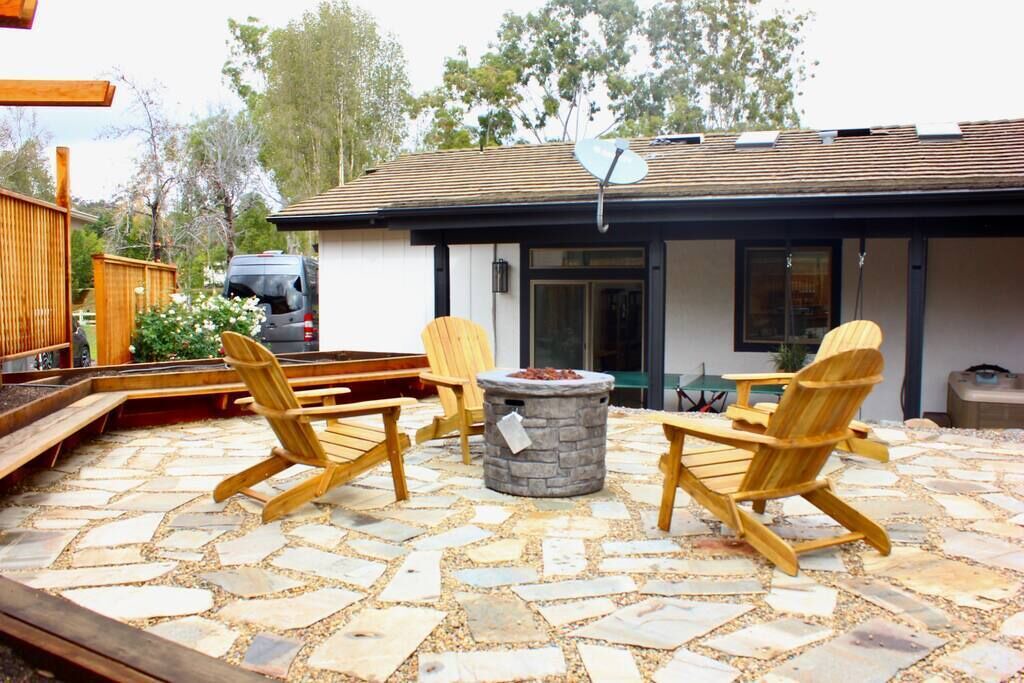 Photo of Patio Balcony in Lakeside