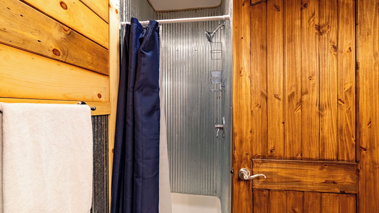 Photo of Bathroom in Higden