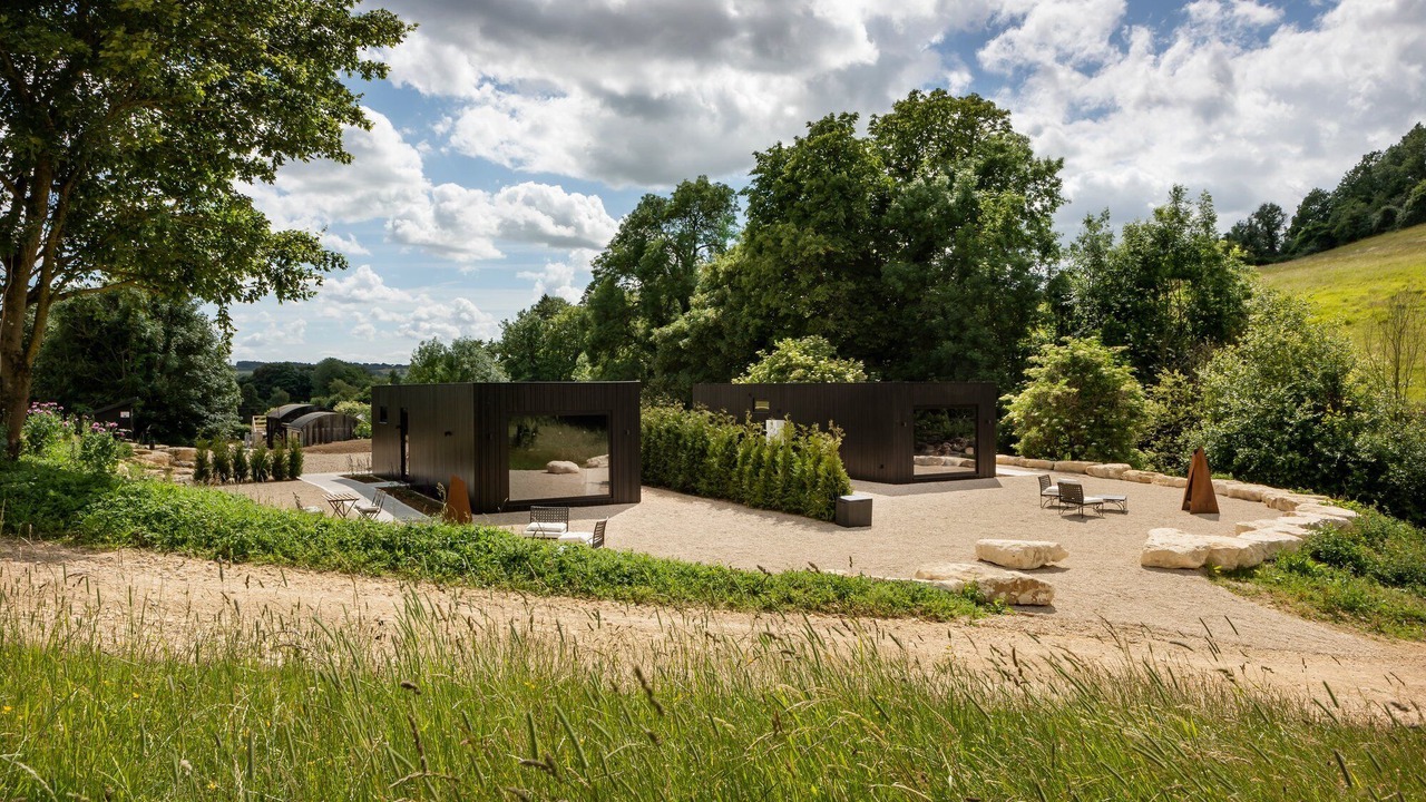 Photo of Outdoor in Whittington