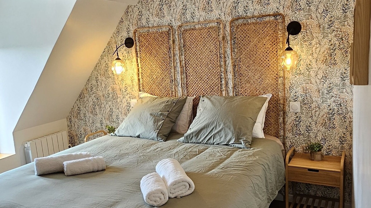 Photo of Bedroom in Saint-Remy-Blanzy