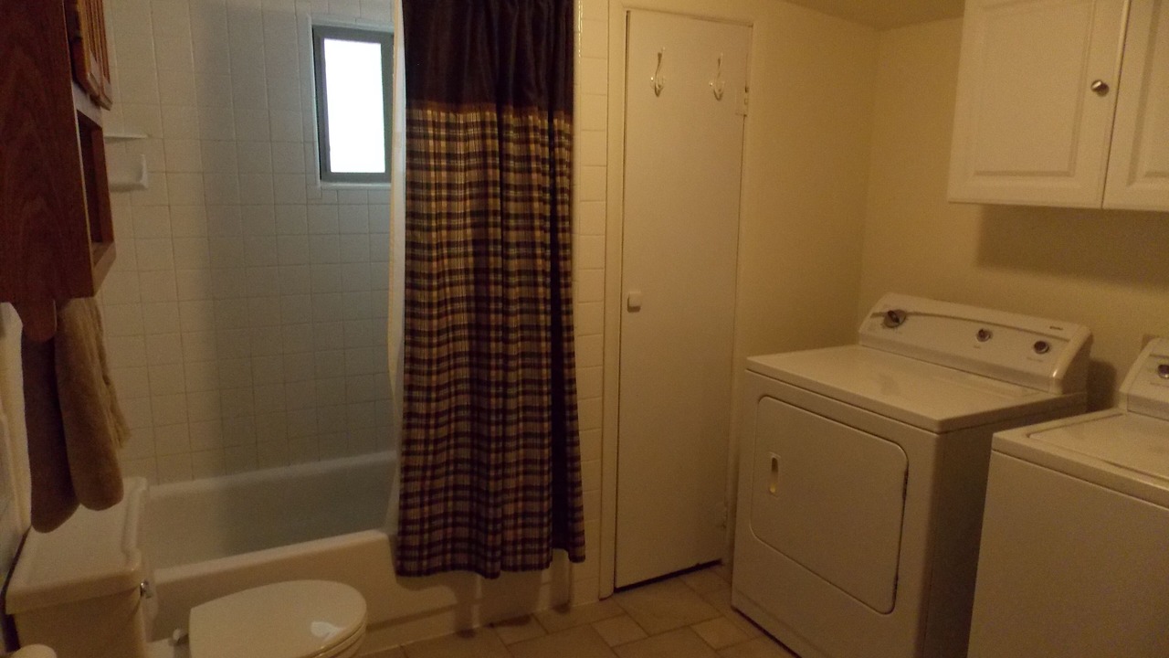 Photo of Bathroom in West Yellowstone