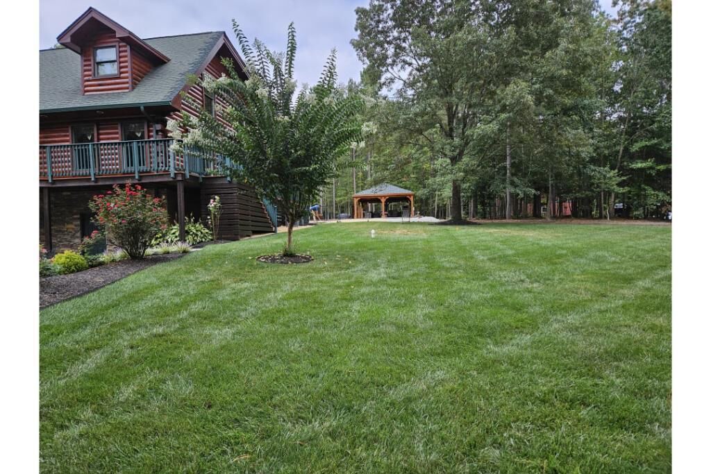 Photo of Others in Quinton