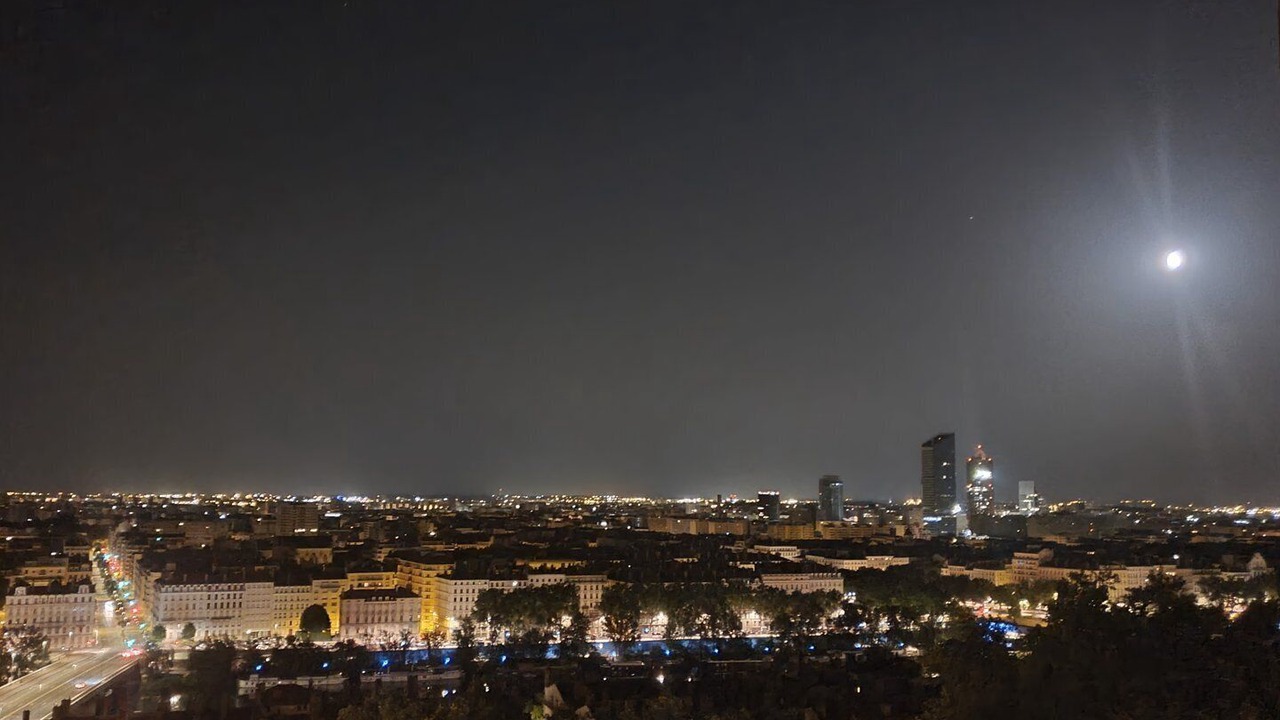 Photo of Outdoor in Griffon - Royale