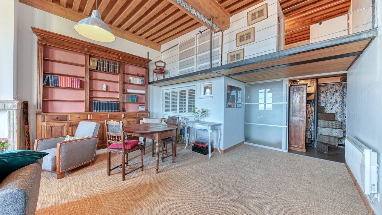 Photo of Others in Griffon - Royale