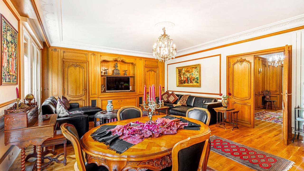 Photo of Others in Porte-Dauphine