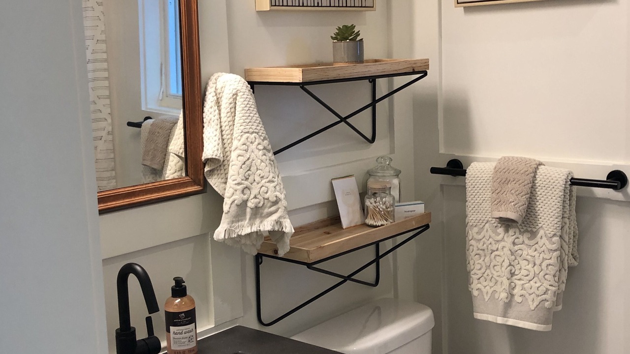 Photo of Bathroom in Northwest Quadrant