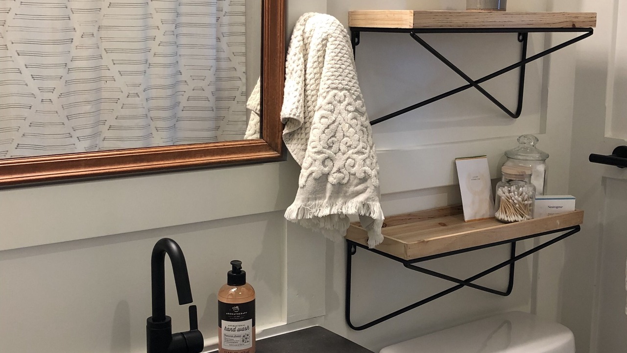 Photo of Bathroom in Northwest Quadrant