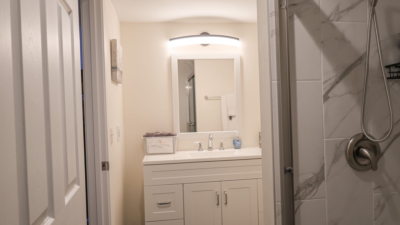 Photo of Bathroom in East Lake Hills