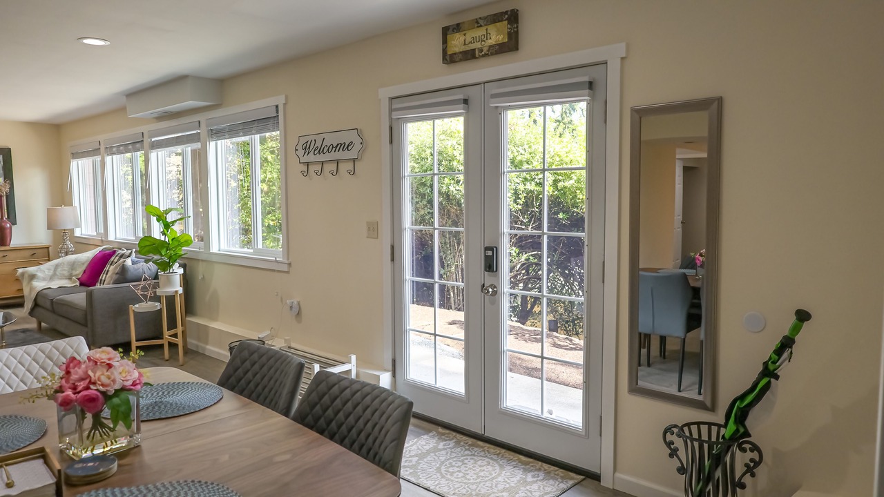 Photo of Others in East Lake Hills