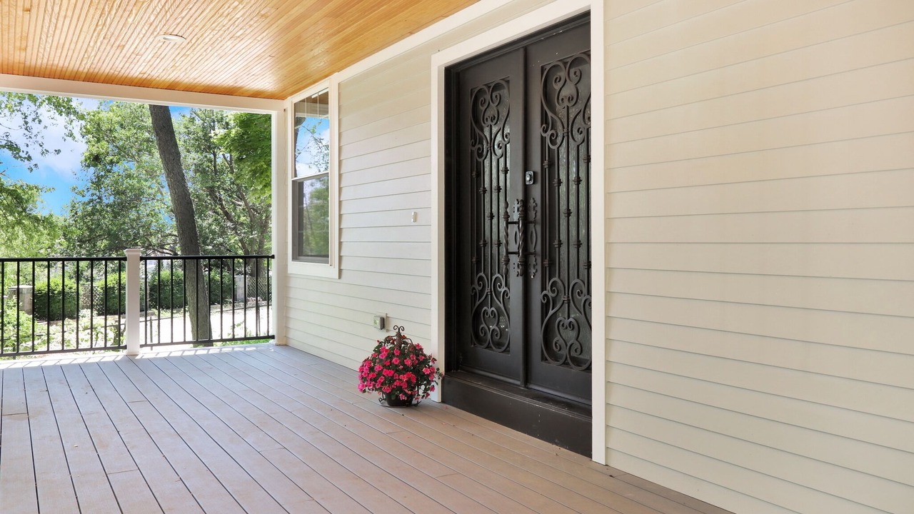 Photo of Patio Balcony in Lake Catherine