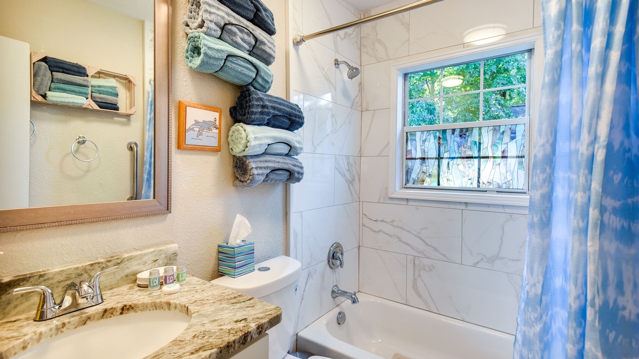 Photo of Bathroom in Buckroe Beach
