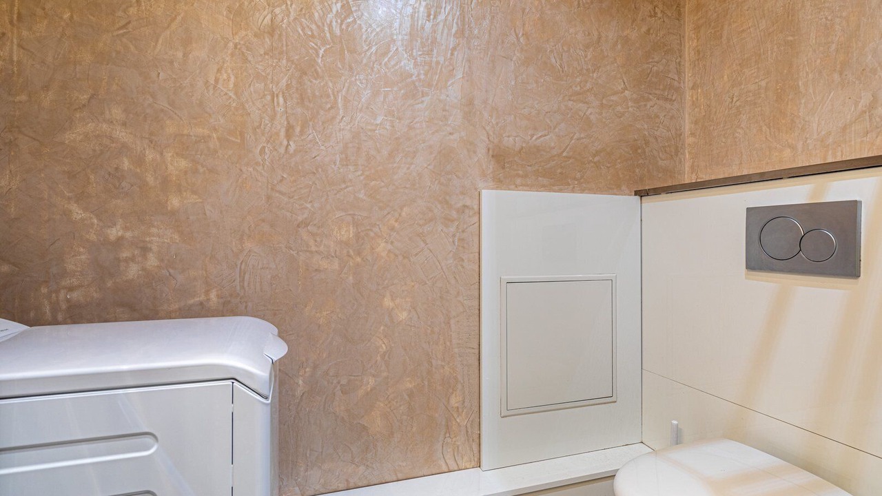 Photo of Bathroom in 13th Arrondissement