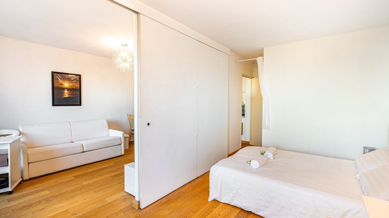 Photo of Bedroom in 13th Arrondissement