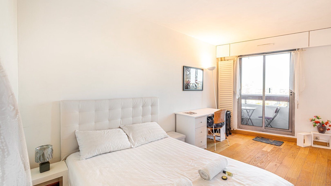 Photo of Bedroom in 13th Arrondissement