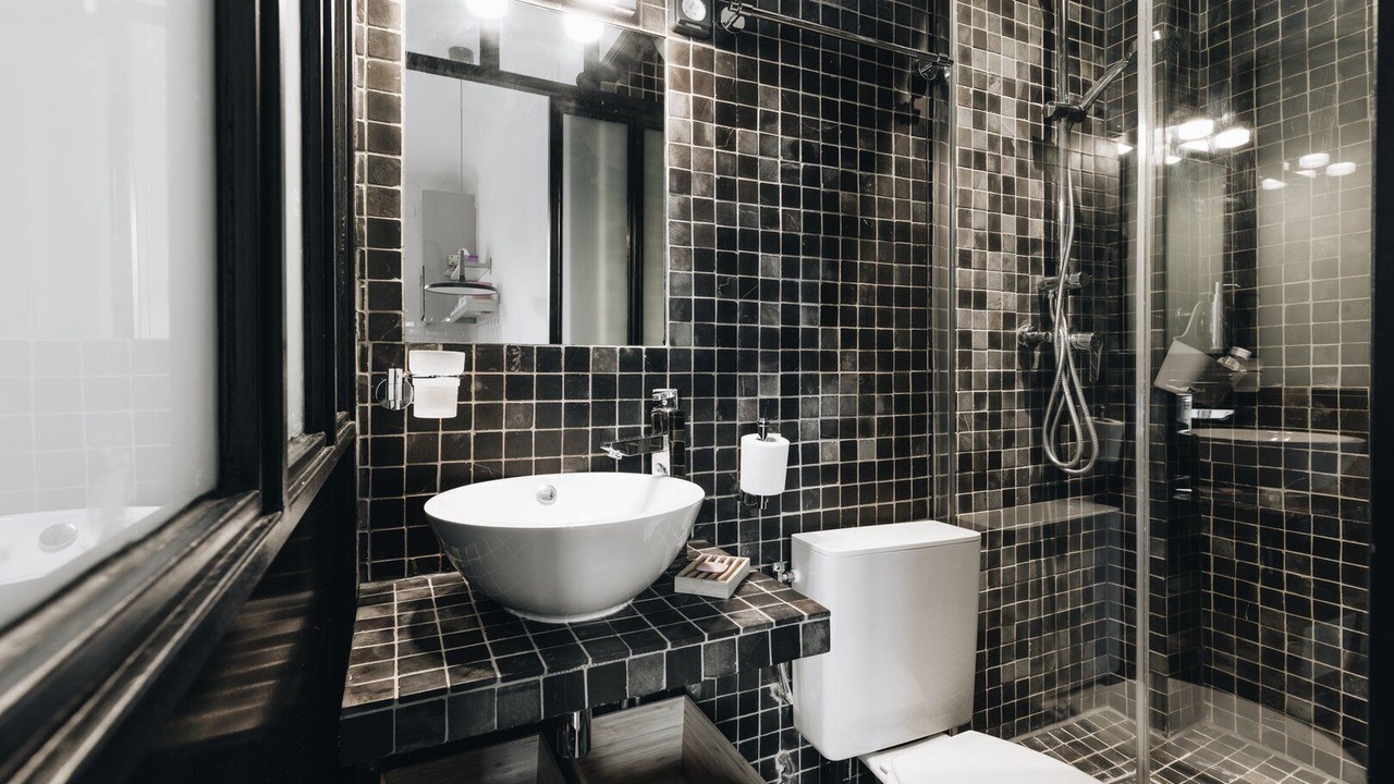 Photo of Bathroom in Clignancourt