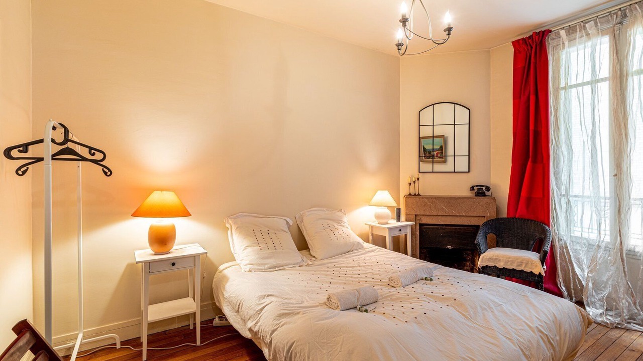 Photo of Bedroom in Prince–Marmottan