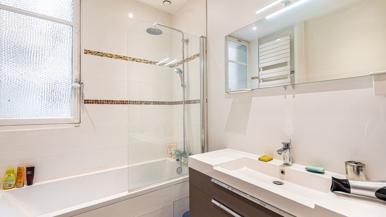 Photo of Bathroom in Prince–Marmottan
