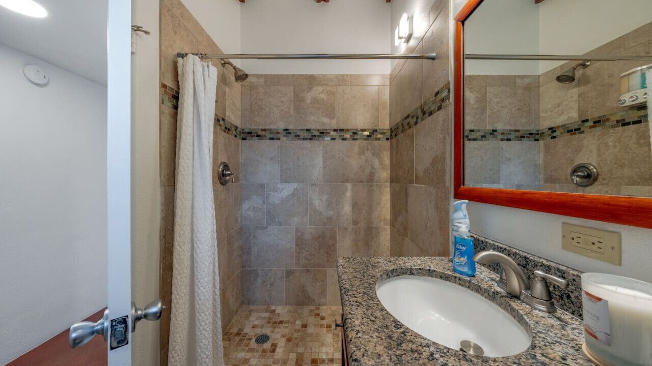 Photo of Bathroom in Mitman