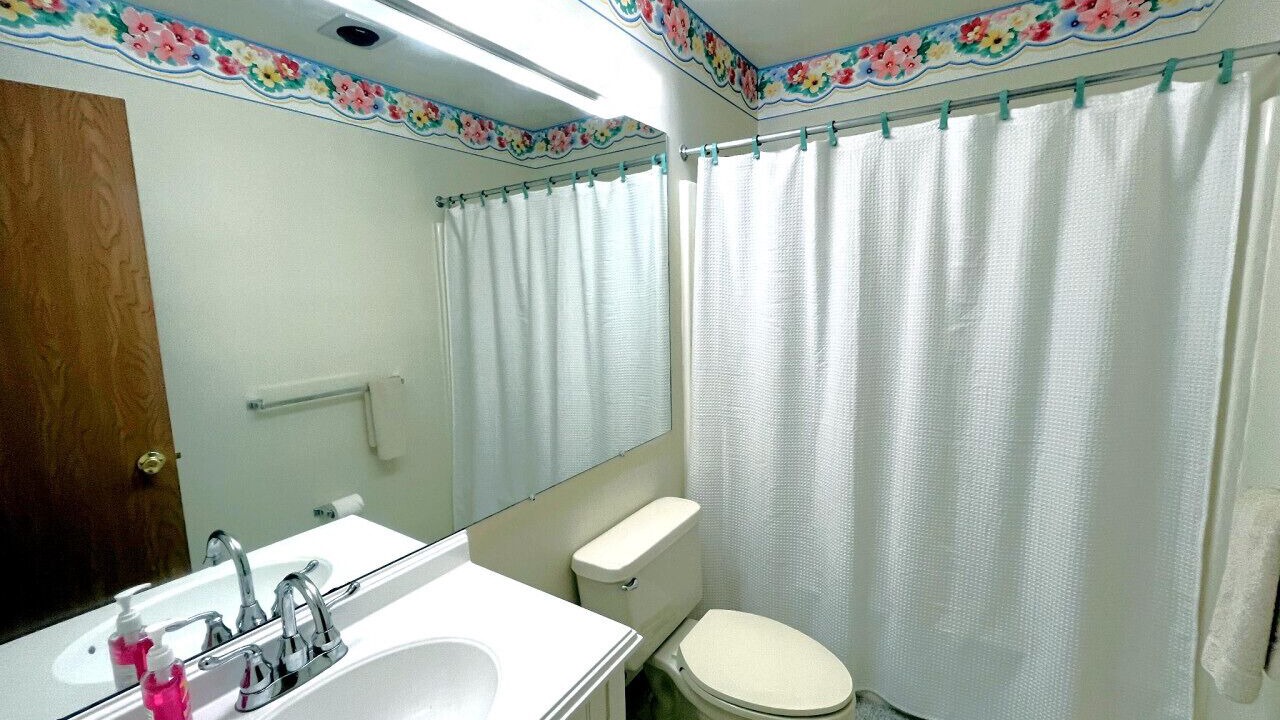 Photo of Bathroom in Hidden Valley