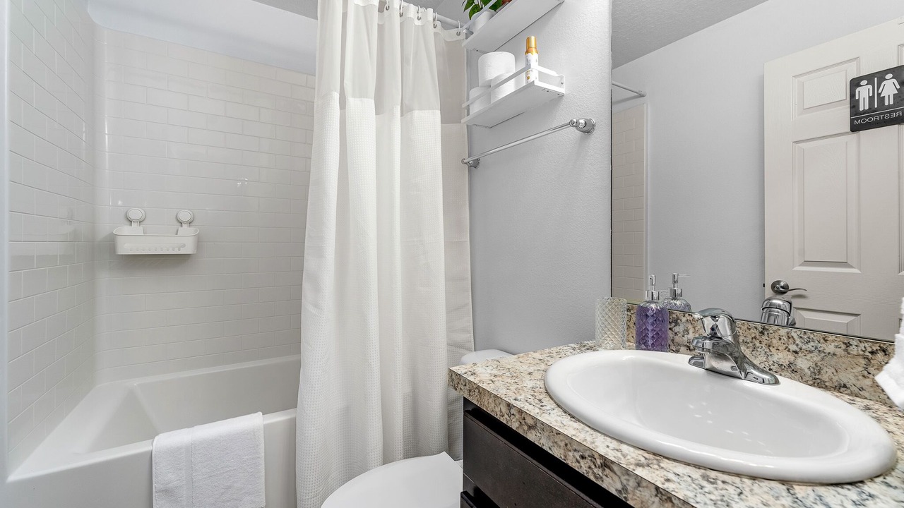 Photo of Bathroom in Deltona Lakes