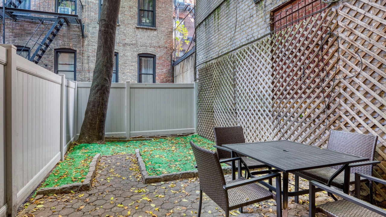 Photo of Outdoor in Rose Hill