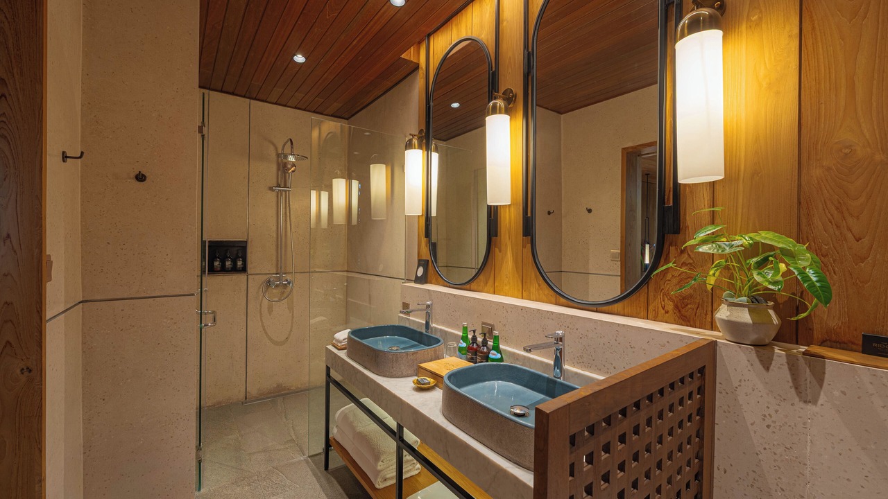 Photo of Bathroom in Sayan