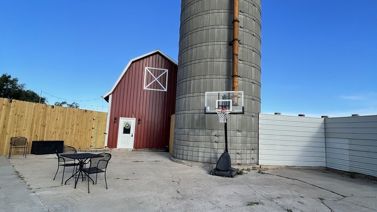 Photo of Others in Hutchinson