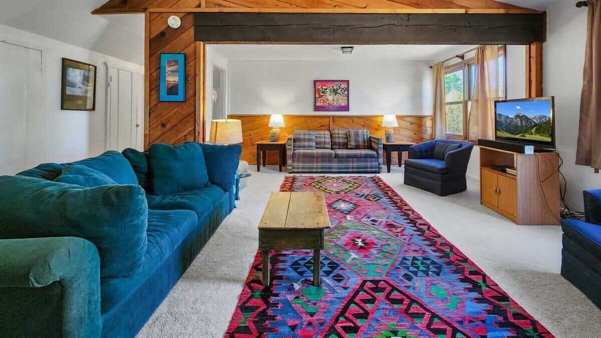 Photo of Bedroom in Summit Cove
