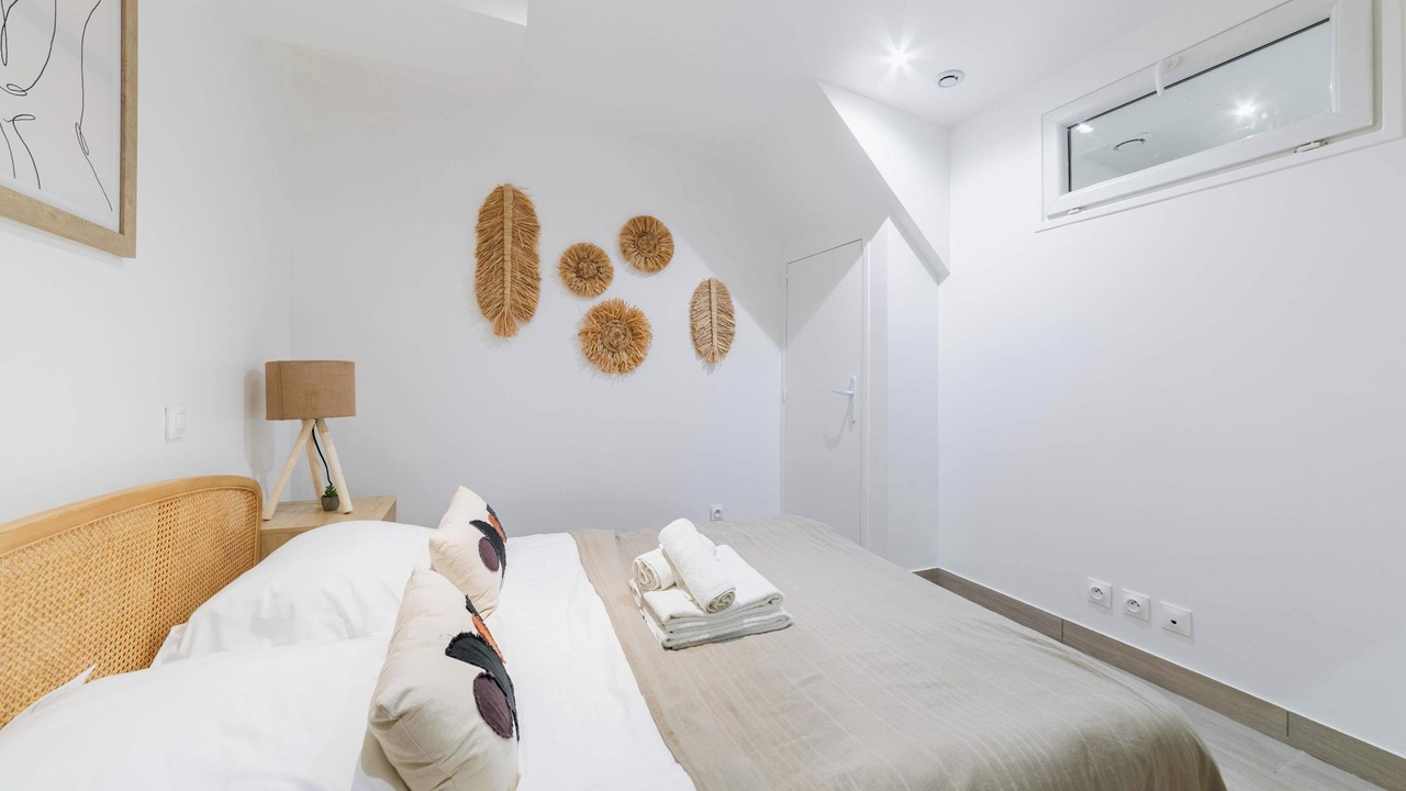Photo of Bedroom in Les Lilas