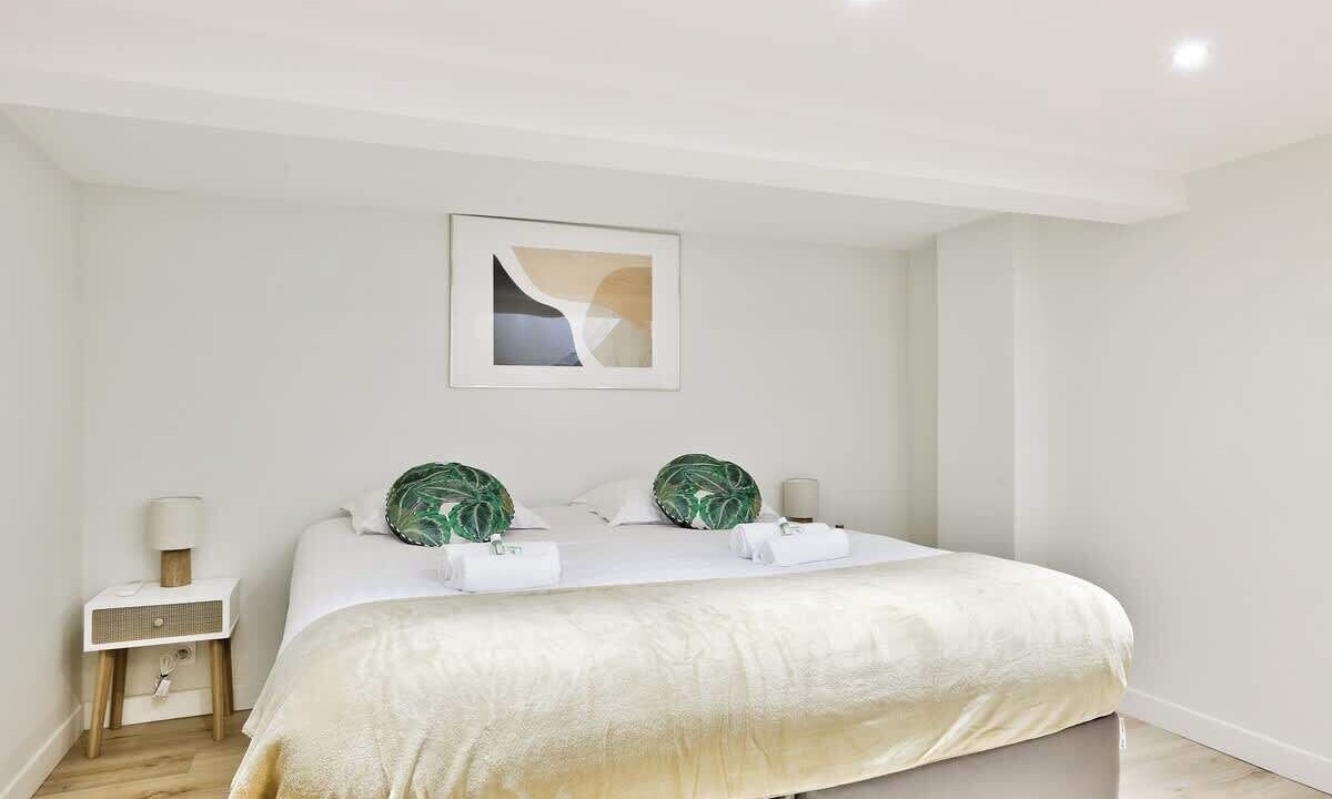 Photo of Bedroom in Grenelle