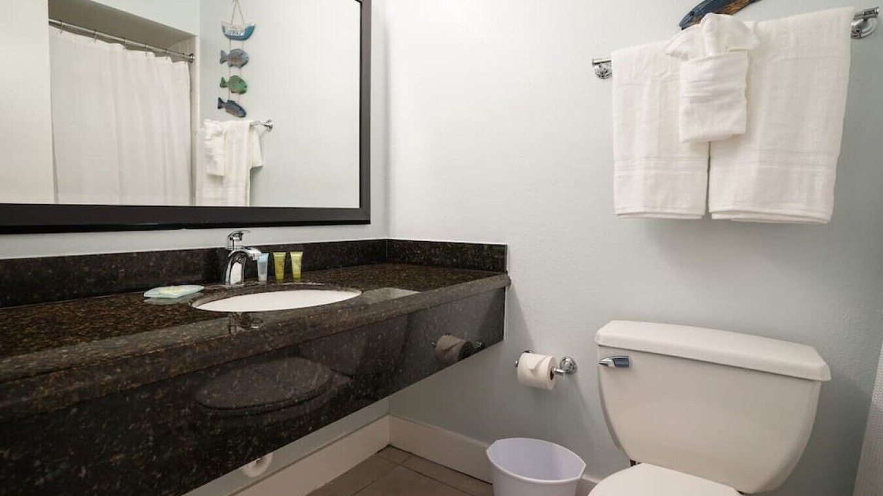 Photo of Bathroom in Ruskin