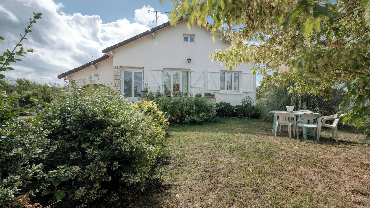 Photo of Outdoor in Dampierre-en-Burly