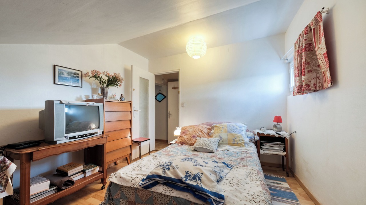 Photo of Bedroom in Dampierre-en-Burly