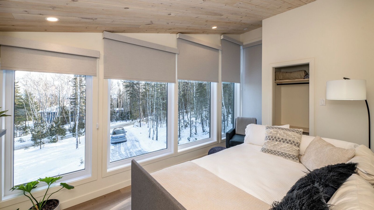Photo of Bedroom in Baie-St-Paul