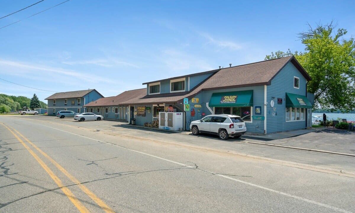 Photo of Outdoor in Mayfield