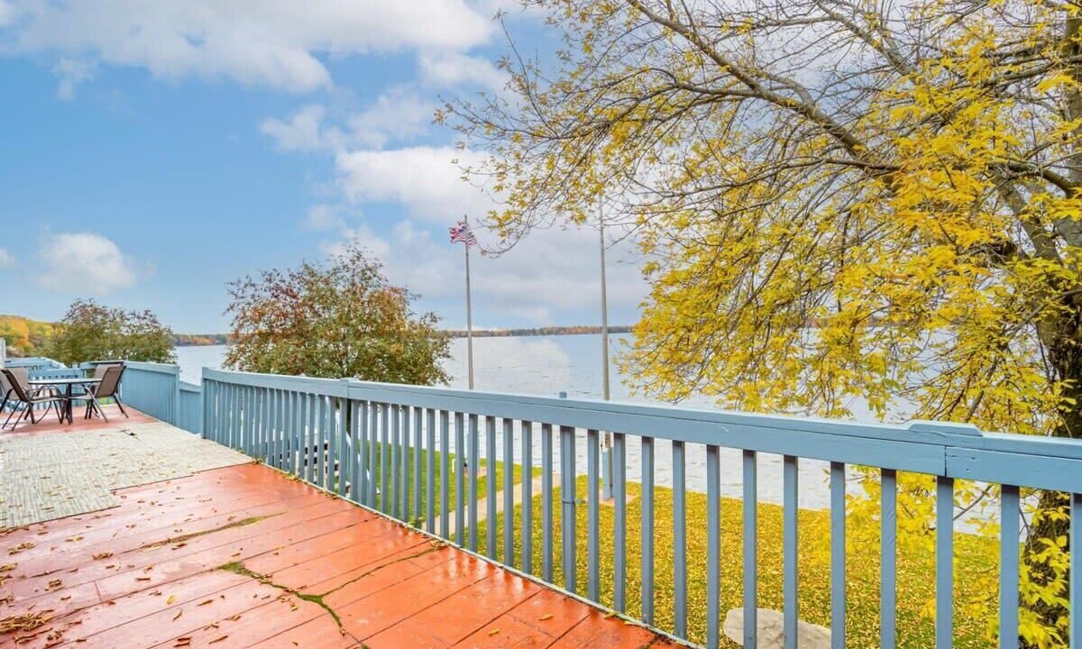 Photo of Patio Balcony in Mayfield