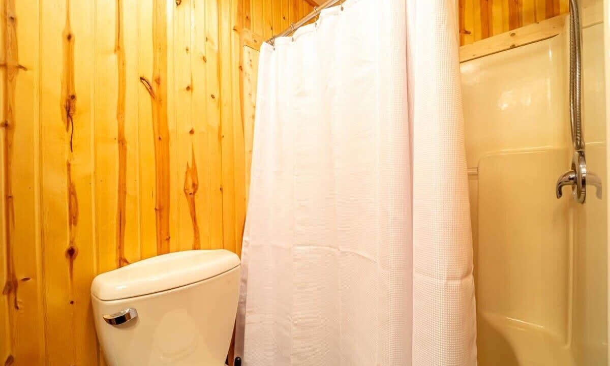 Photo of Bathroom in Mayfield