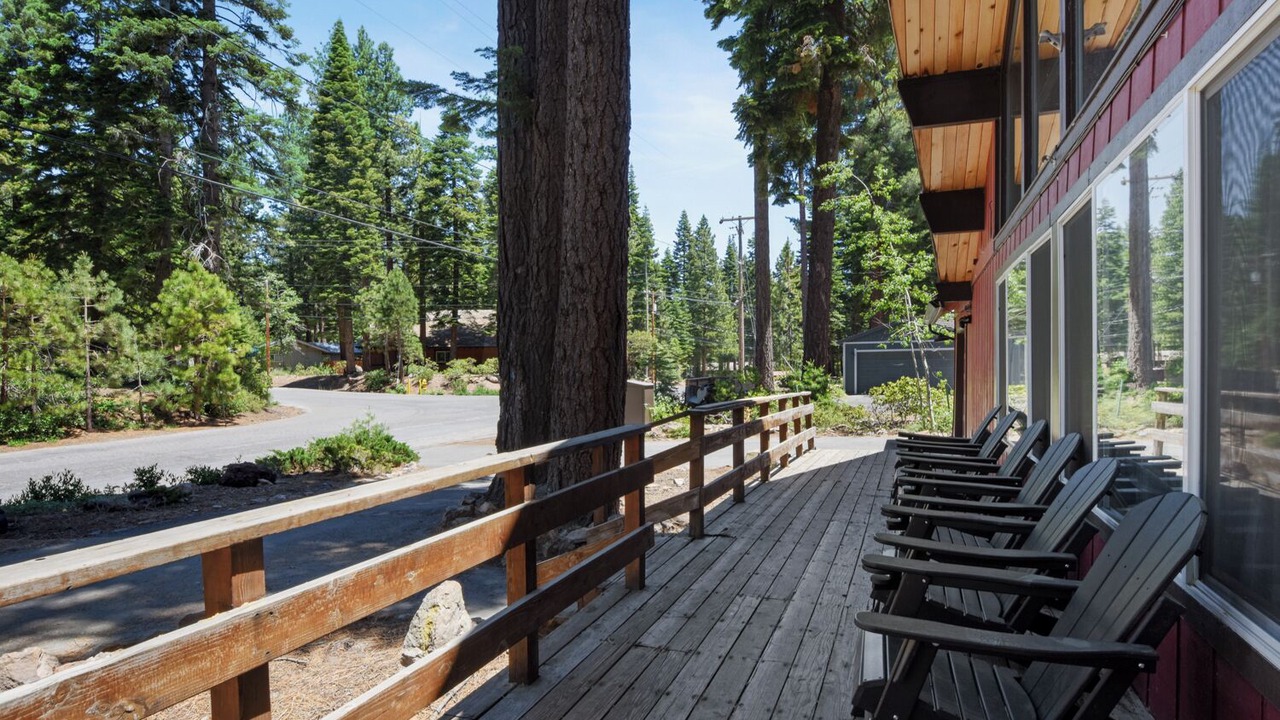 Photo of Patio Balcony in Carnelian Bay