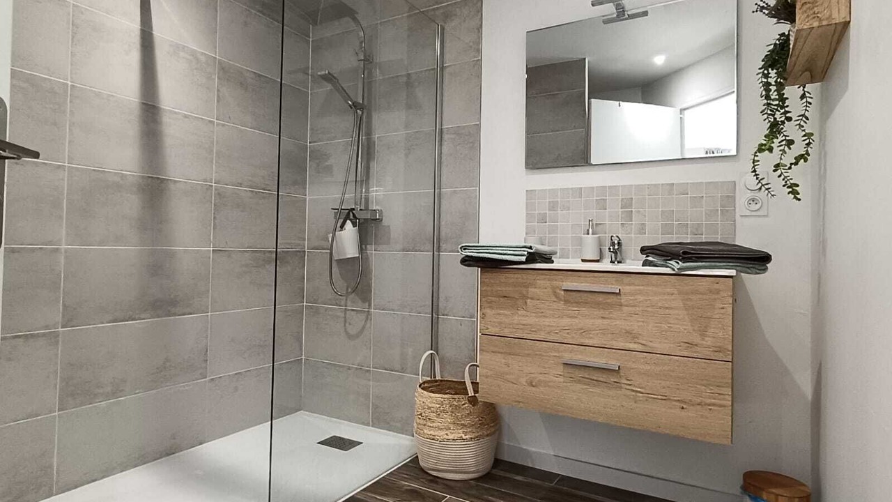 Photo of Bathroom in Realmont