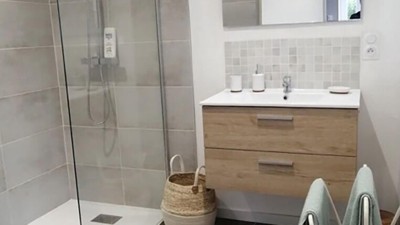 Photo of Bathroom in Realmont