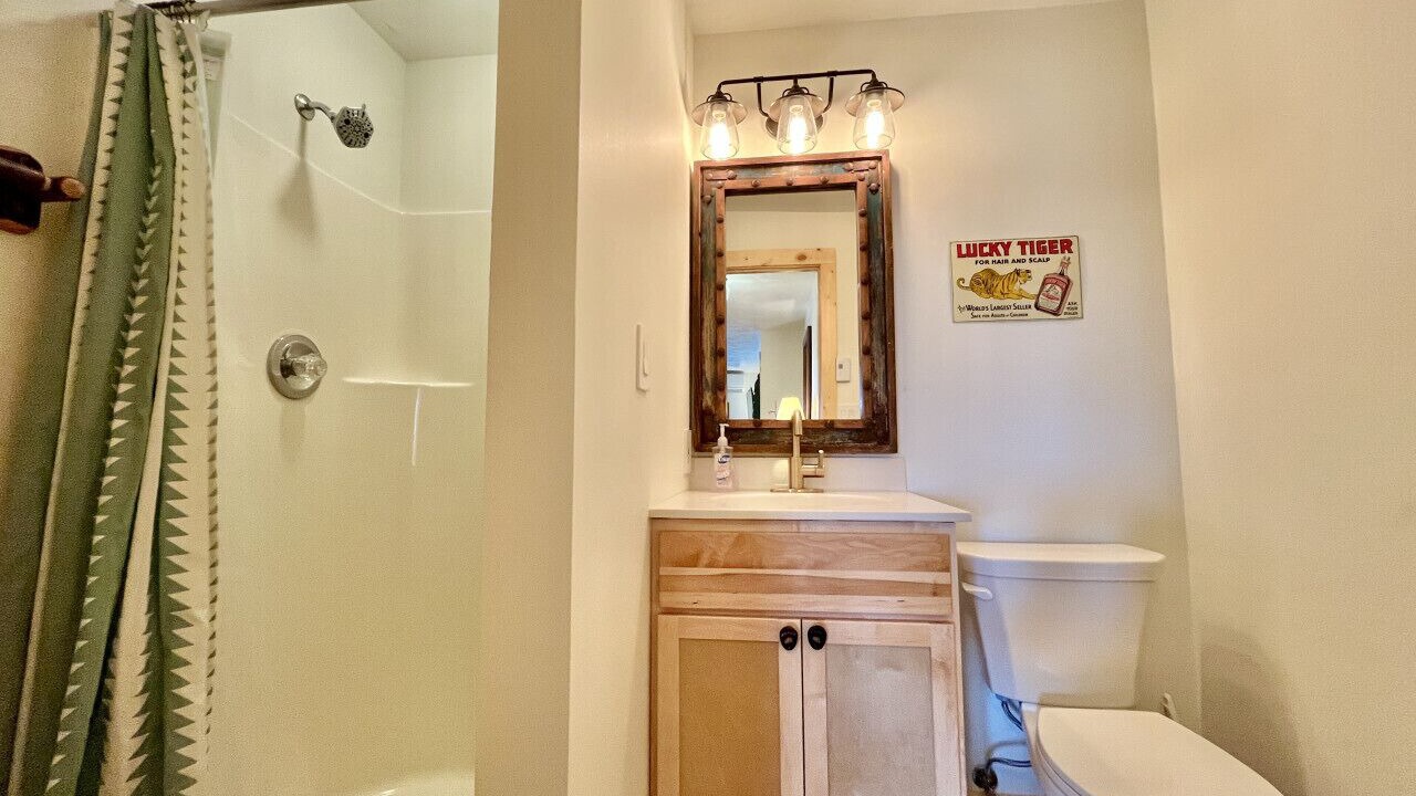 Photo of Bathroom in Hidden Valley
