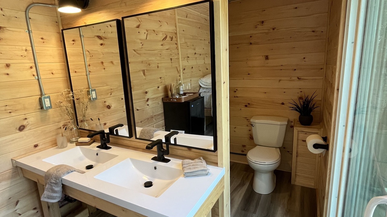 Photo of Bathroom in Caledon